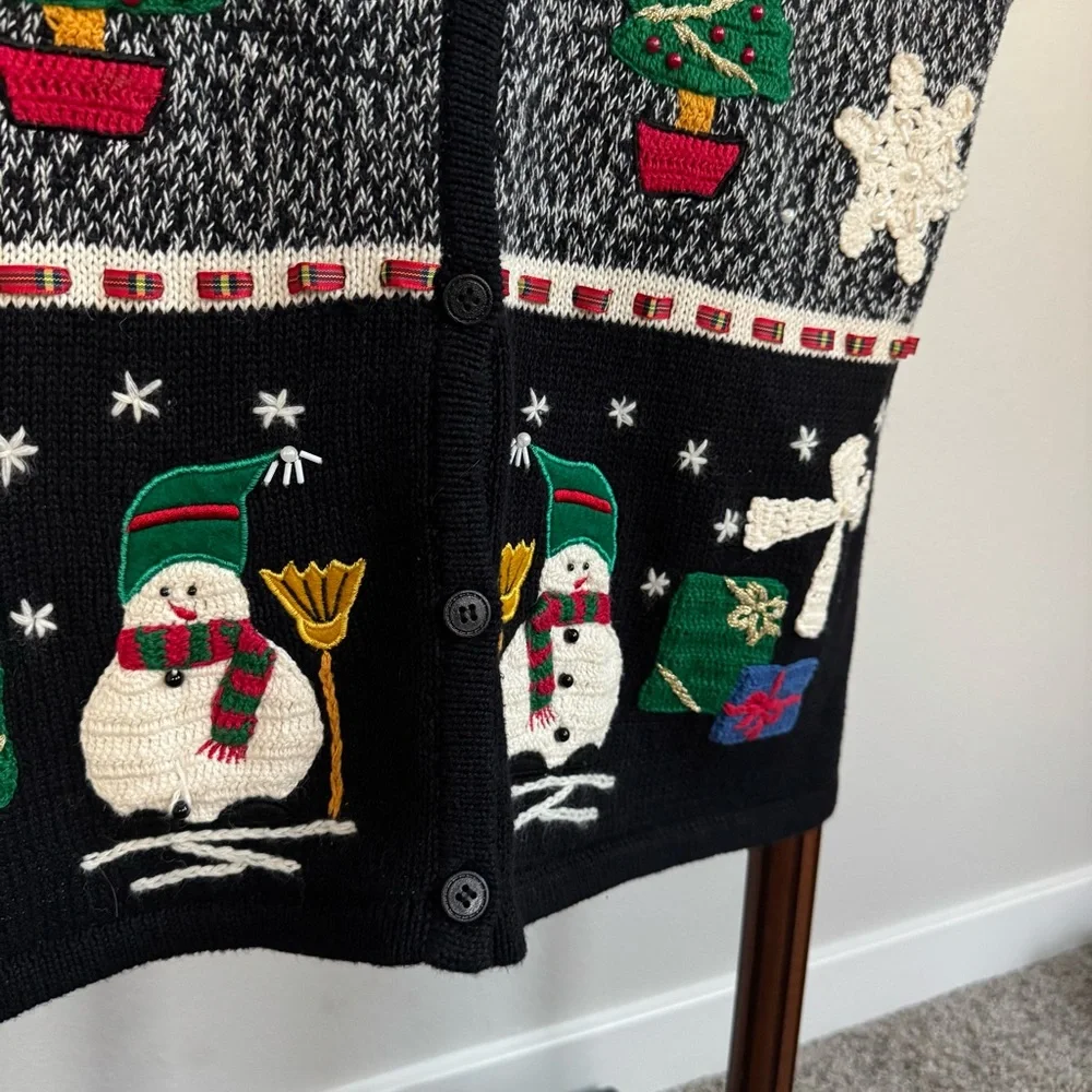 VTG Bobbie Brooks Black and White Christmas Sweater XL Vest